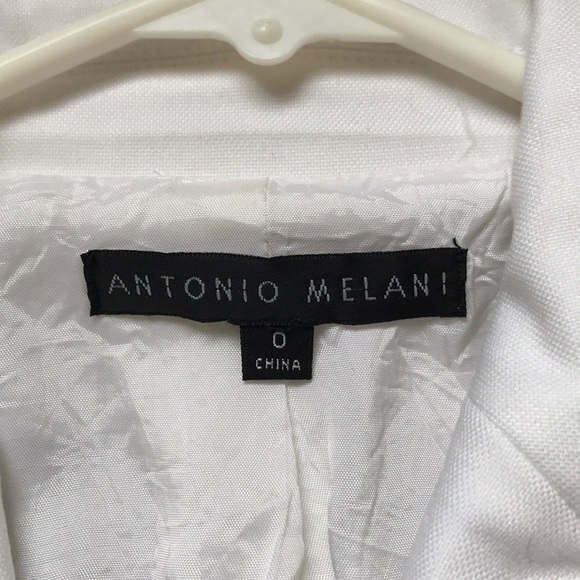 Antonio Melani Pant Suit - Picture 4 of 5